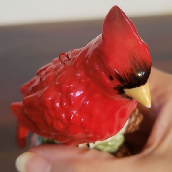 Vintage Hand Painted Cardinal Porcelain Figurine - Picture 6 of 7